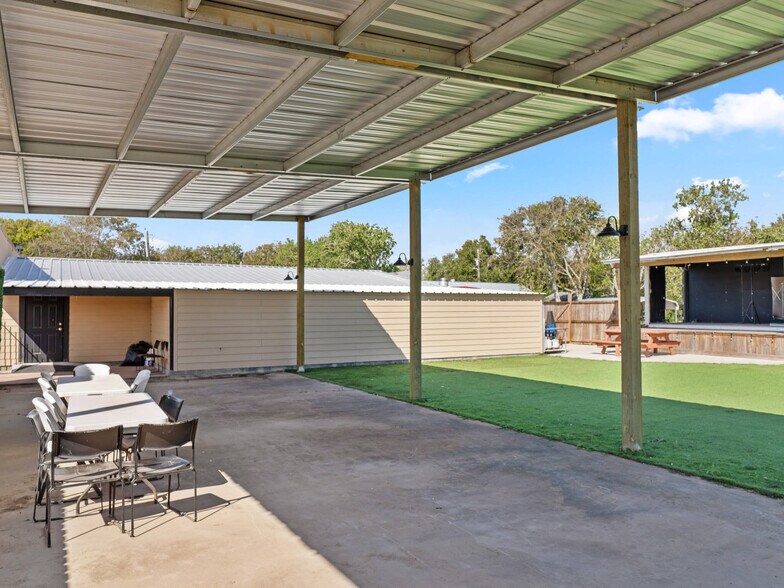 More Photos Of 1520 Henderson Avenue, Palacios Theater Concert Hall For Sale