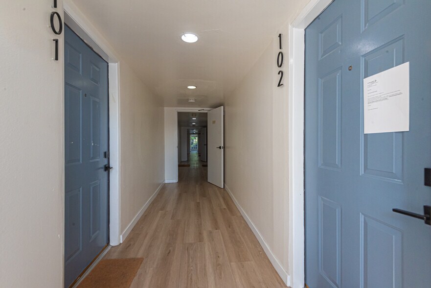 More Photos Of 1441 S Bedford St, Los Angeles Apartments For Sale