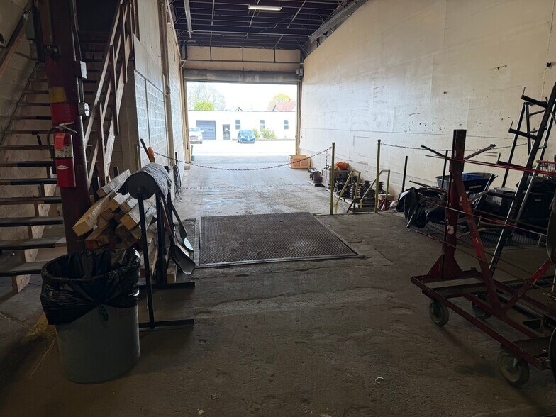 More Photos Of 2636 S Work St, Falconer Manufacturing For Lease