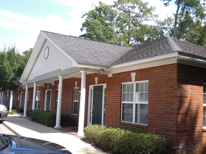 More Photos Of 225-261 Pinewood Dr, Tallahassee Office For Lease