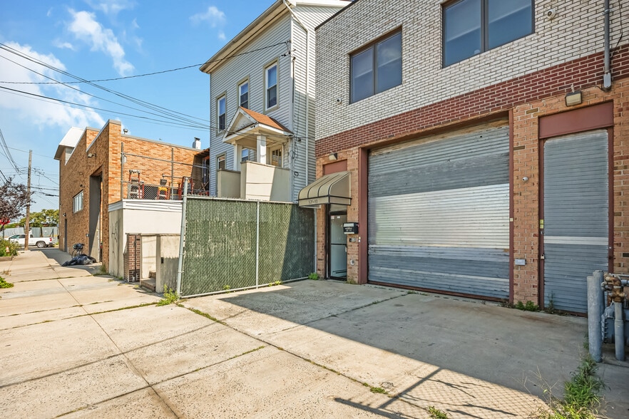 More Photos Of 57-11 58th St, Maspeth Warehouse For Sale