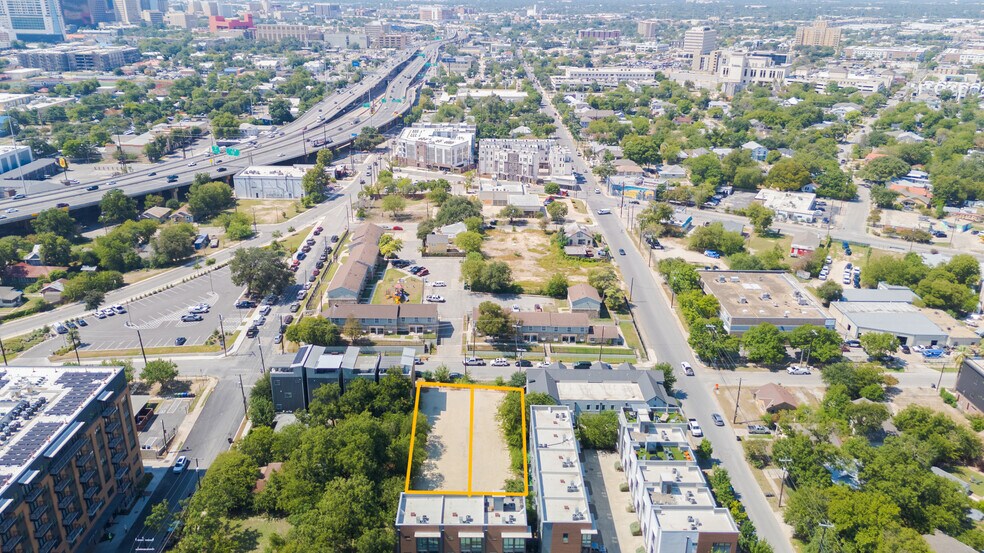 More Photos Of 811 E Park Ave, San Antonio Land For Sale