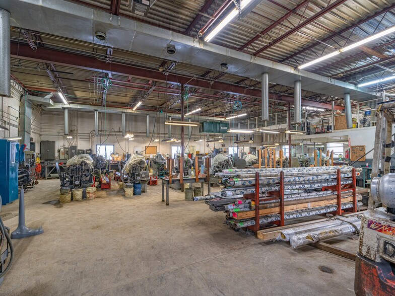 More Photos Of 170 Bennington Dr, Rochester Manufacturing For Lease