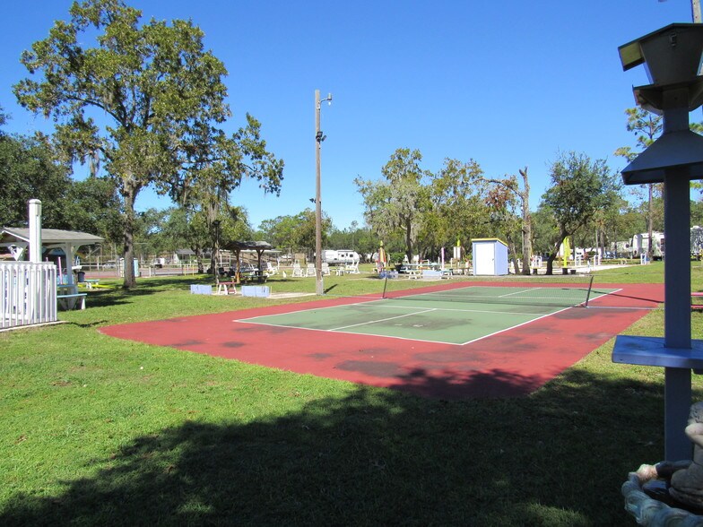 More Photos Of 13220 Houston Ave, Hudson Trailer Camper Park For Sale