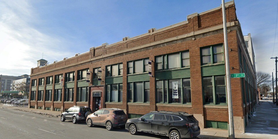 Primary Photo Of 907 S 1st St, Milwaukee Storefront Retail Office For Sale