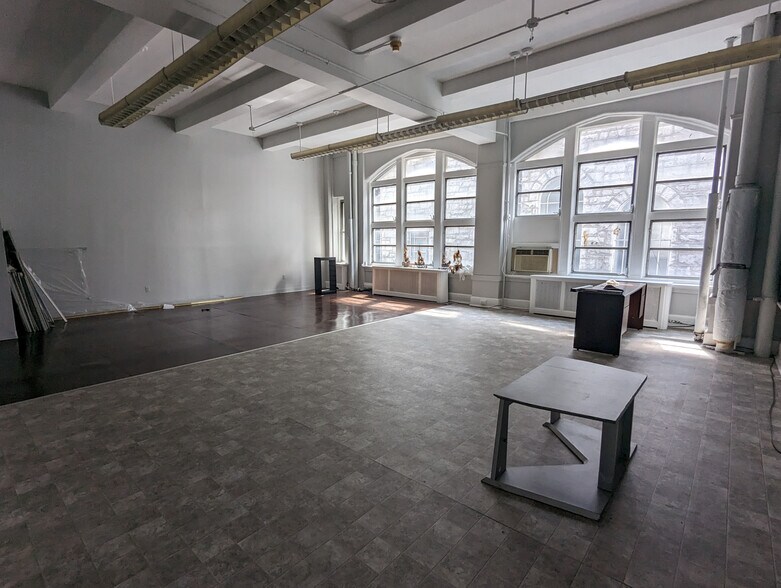More Photos Of 1901 W Tioga St, Philadelphia Schools For Sale
