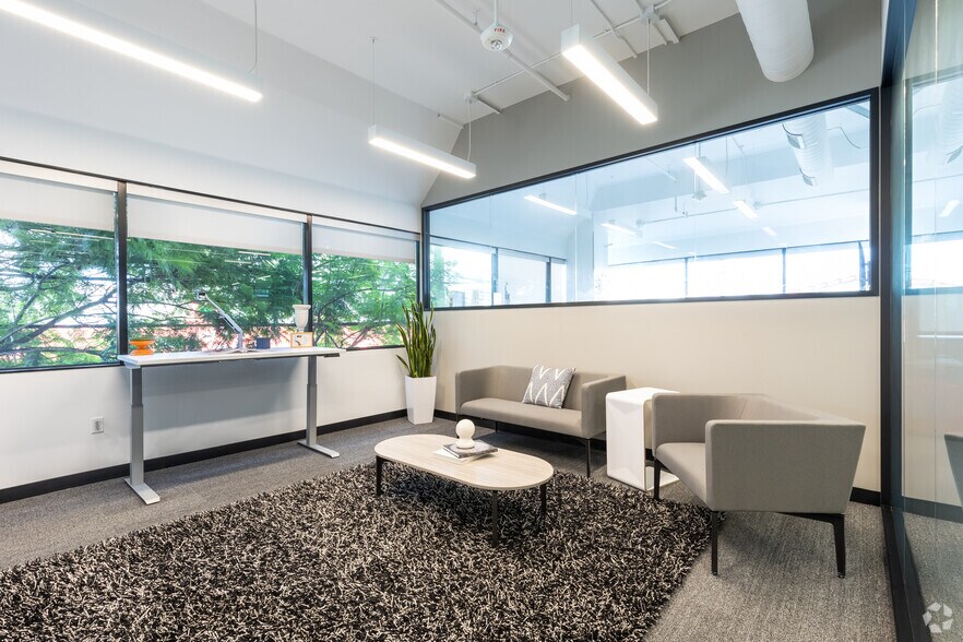 More Photos Of 10100 Venice Blvd, Culver City Loft Creative Space For Lease