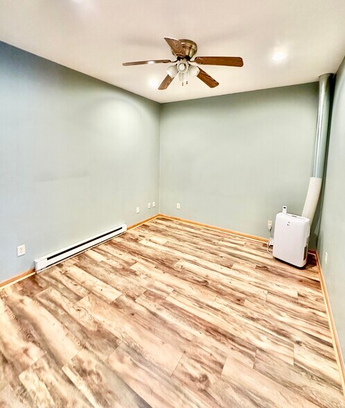 More Photos Of 214 4th St, Covington Office For Sale