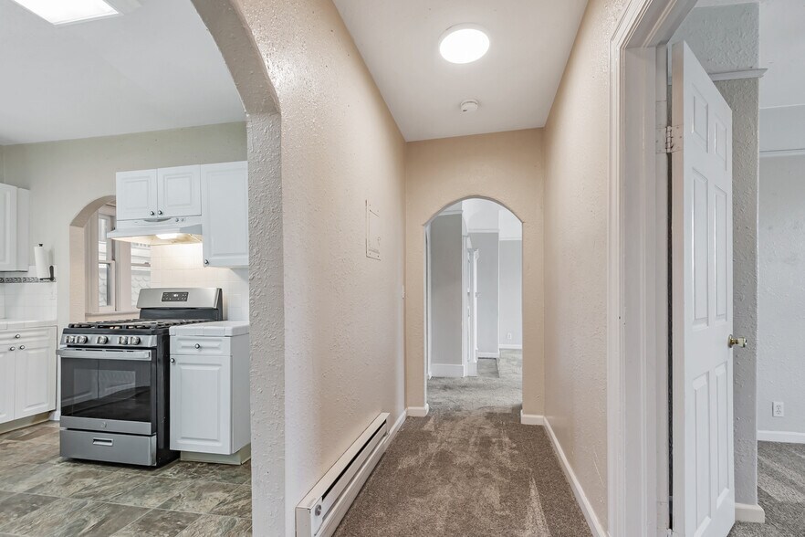 More Photos Of 270 E Saint John St, San Jose Apartments For Sale