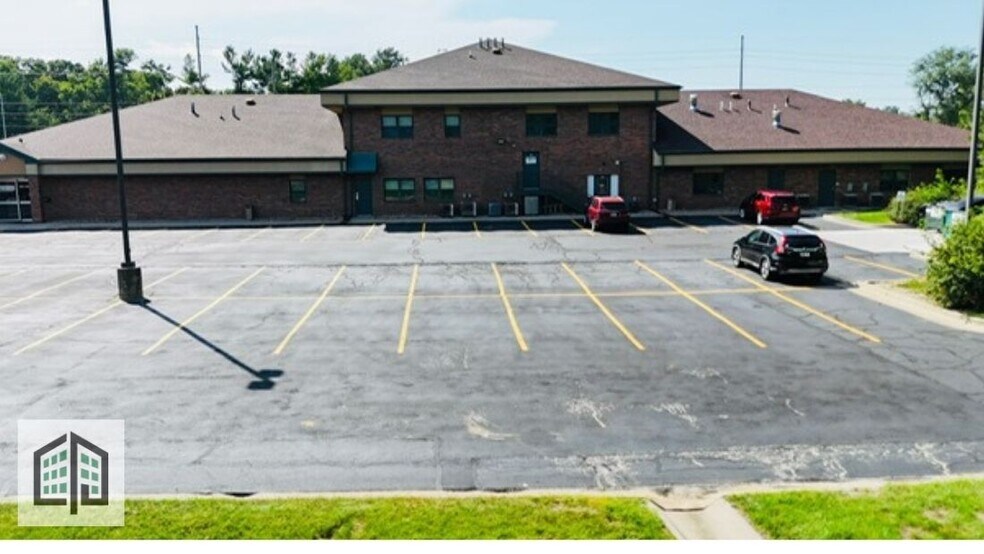 More Photos Of 3001 86th St, Urbandale Medical For Sale