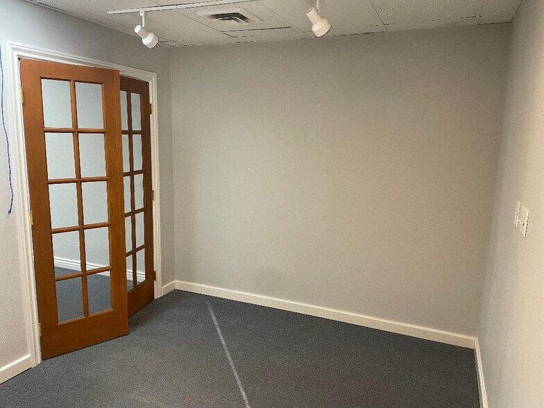 More Photos Of 6395 Gunpark Dr, Boulder Warehouse For Sale