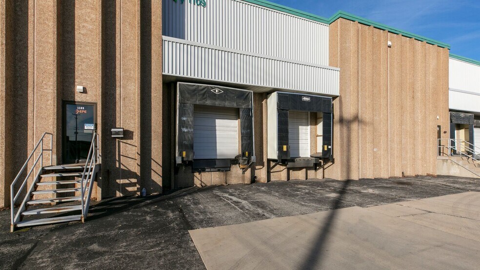 More Photos Of 1301-1401 Mark St, Elk Grove Village Unknown For Lease