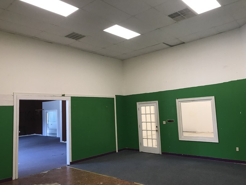 More Photos Of 2111 Saint Andrew St, Tarboro Unknown For Lease