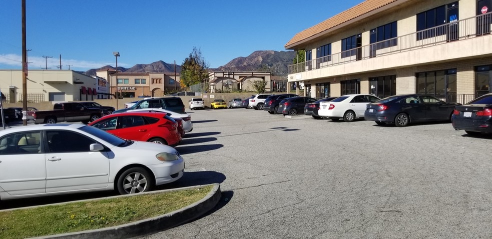 More Photos Of 13741 Foothill Blvd, Sylmar Office For Lease