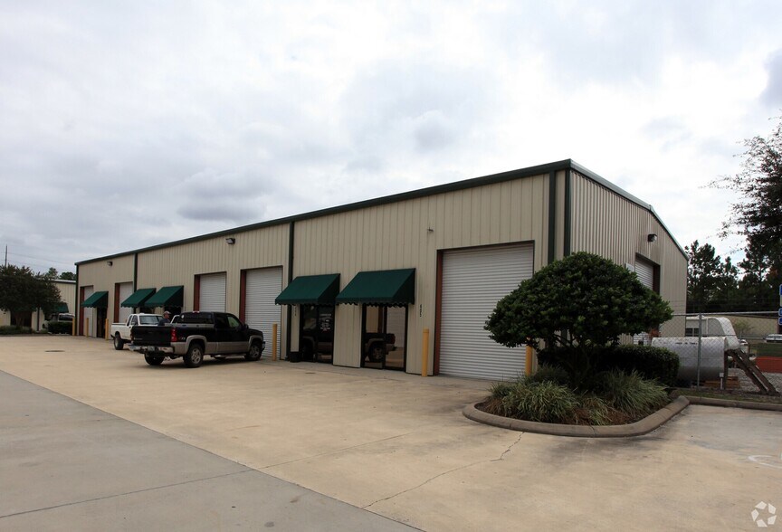 More Photos Of 445 Tresca Rd, Jacksonville Warehouse For Sale