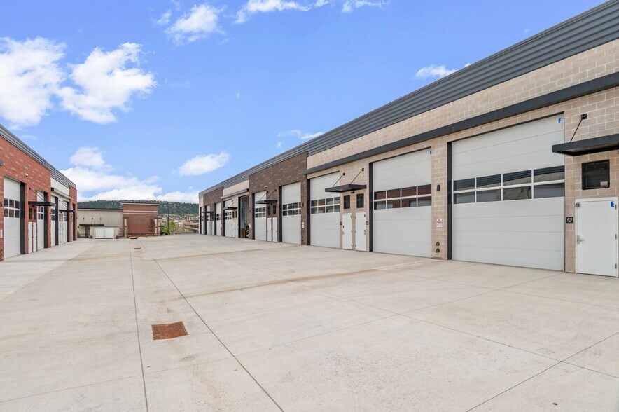 More Photos Of 4390 Regent St, Castle Rock Warehouse For Sale