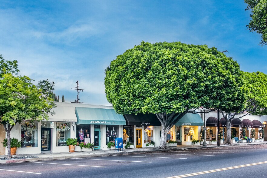 More Photos Of 2527-2545 Mission St, San Marino Storefront For Sale