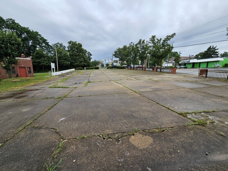 More Photos Of 4000 Reading Rd, Cincinnati Land For Sale