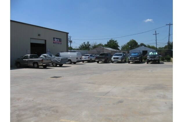 More Photos Of 6606 Lindbergh Ave, Houston Warehouse For Lease