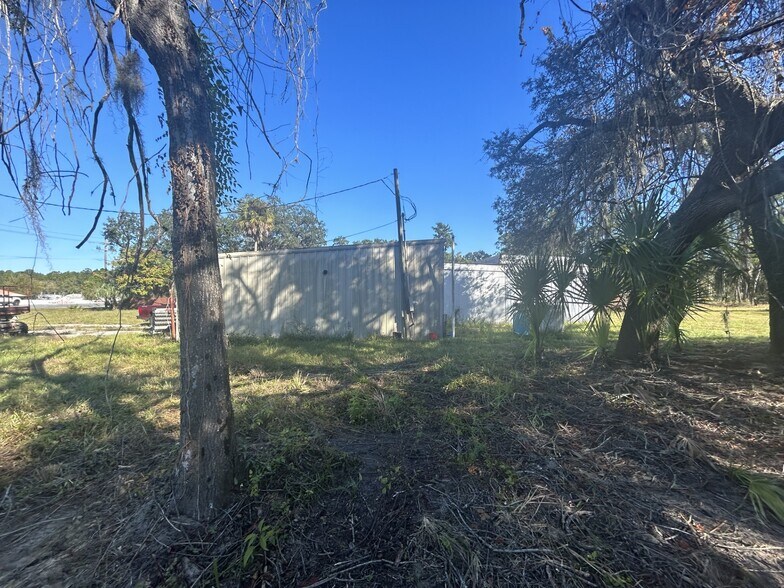 More Photos Of 462 N Highway 17, Palatka Industrial For Sale