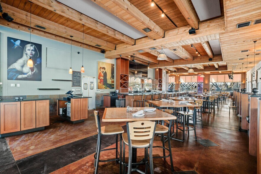 More Photos Of 509-643 E Erie St, Milwaukee Apartments For Sale