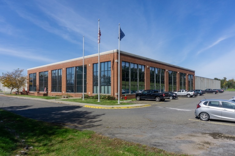 Primary Photo Of 1 Vapor Trl, Hudson Manufacturing For Lease