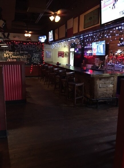 More Photos Of 283 Commonwealth Blvd W, Martinsville Restaurant For Lease