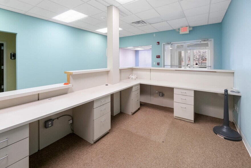 More Photos Of 271 Route 25A, Wading River Medical For Lease