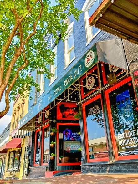 More Photos Of 37 E Main St, Buford Storefront Retail Office For Sale