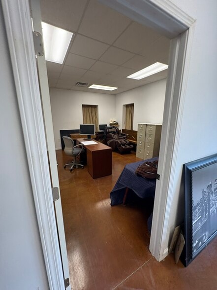 More Photos Of , Ashland Industrial For Sale
