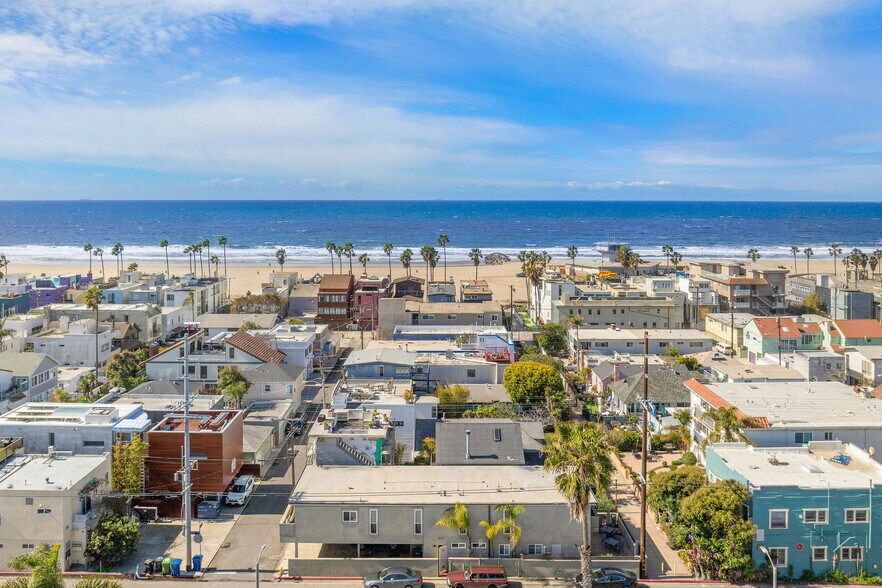 More Photos Of 40 24th pl, Venice Multifamily For Sale