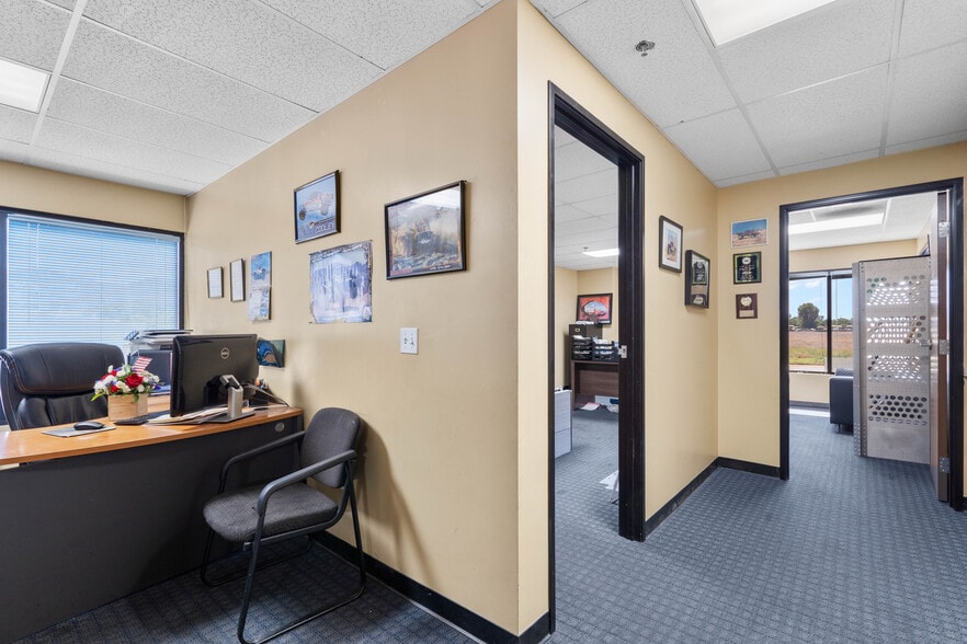 More Photos Of 31887 Corydon Rd, Lake Elsinore Warehouse For Sale