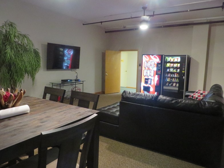 More Photos Of 775 Mountain Blvd, Watchung Office For Lease