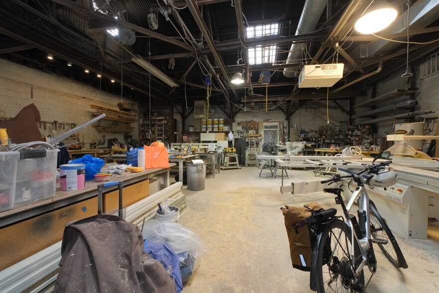 More Photos Of 154 26th St, Brooklyn Warehouse For Sale