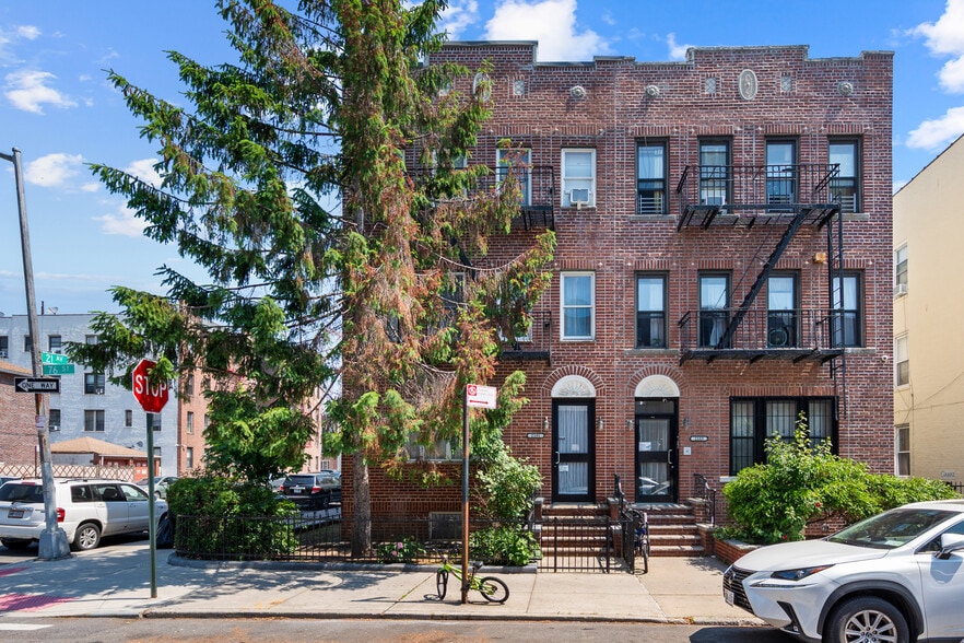 Primary Photo Of 2101 76th St, Brooklyn Flex For Sale