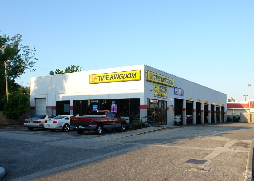 More Photos Of 2230 Aloma Ave, Winter Park Unknown For Lease