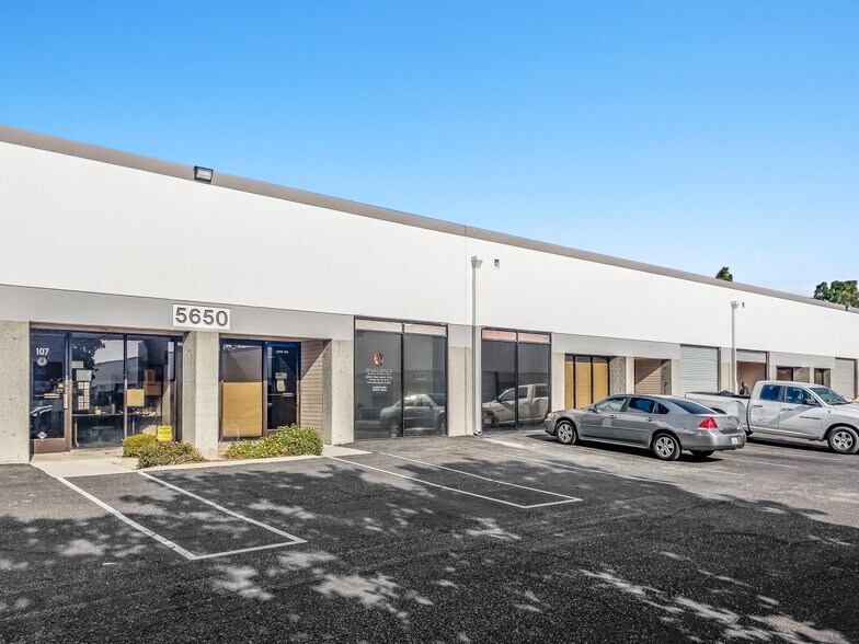 More Photos Of 5640 District Blvd, Bakersfield Unknown For Sale