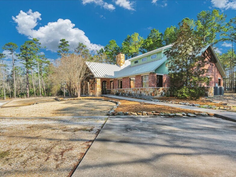 Primary Photo Of 7680 FM 2497, Lufkin Office For Sale