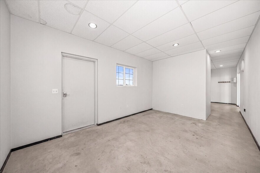 More Photos Of 10915 W Fast Ln, Airway Heights Specialty For Sale