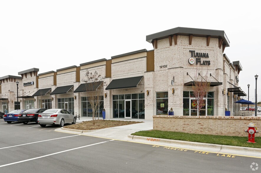 More Photos Of 12102-12214 Bradford Green Sq, Cary General Retail For Lease