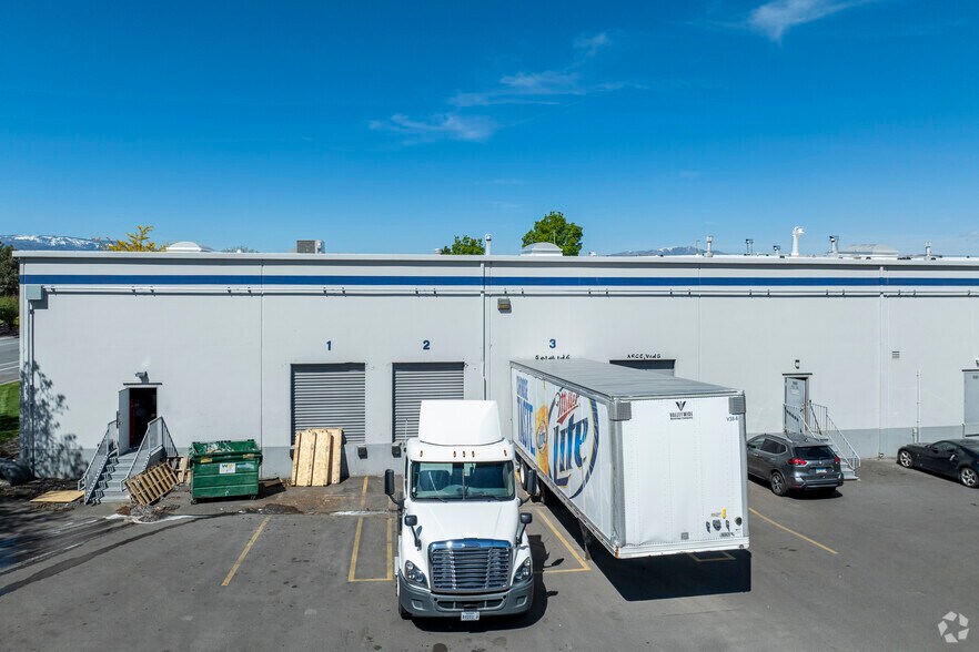 More Photos Of 964 United Cir, Sparks Warehouse For Lease