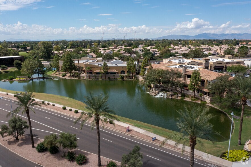 More Photos Of 1035 W Queen Creek Rd, Chandler General Retail For Lease