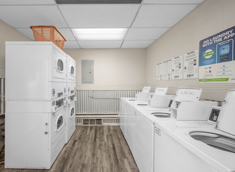 More Photos Of 3349 E Fountain Blvd, Colorado Springs Apartments For Sale