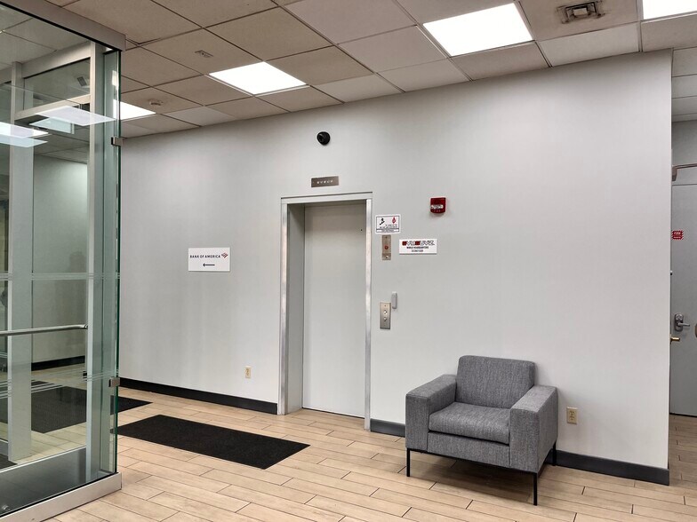 More Photos Of 600 Broadhollow Rd, Melville Office For Lease