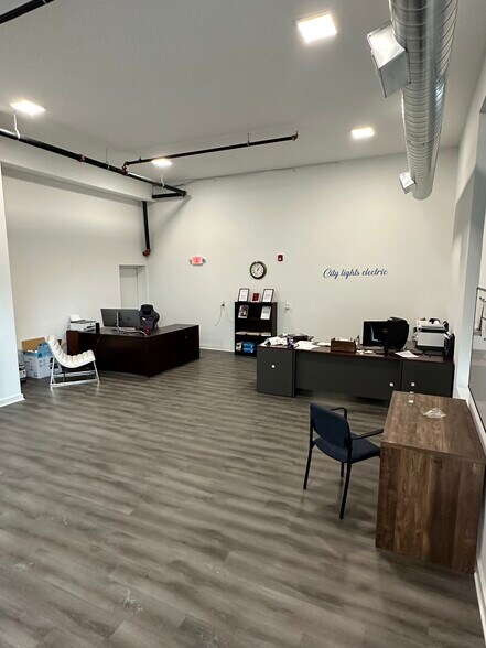 More Photos Of 2033 E Lehigh Ave, Philadelphia Apartments For Lease