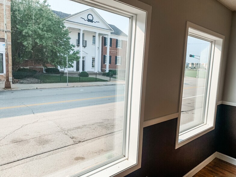 More Photos Of 610 Oregon St, Oshkosh Office Residential For Sale