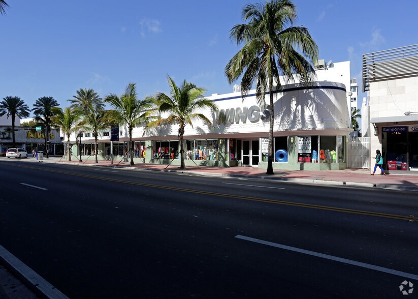 More Photos Of 201 Lincoln Rd, Miami Beach Storefront For Lease