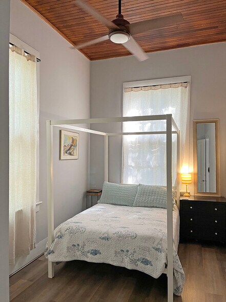 More Photos Of 522 N 7th Ave, Pensacola Multifamily For Sale