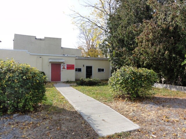 More Photos Of 112 Center St, Canastota Office For Lease