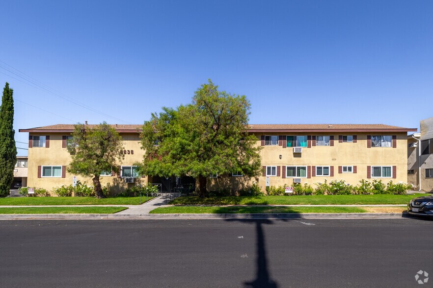 More Photos Of 6635 Wilkinson Ave, North Hollywood Apartments For Sale